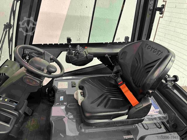 Forklift elektrik 4 roda Toyota 8FBM20T - TRIPLEX 4,7 m - NEUGERÄT !!!