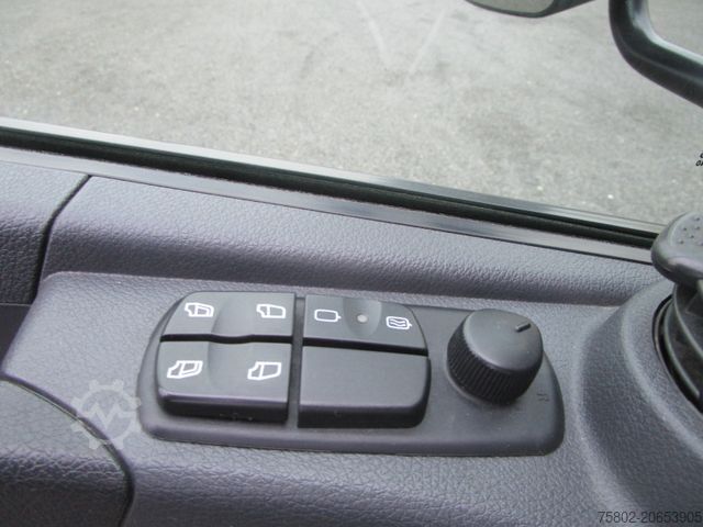 Furgone chiuso MERCEDES-BENZ Atego 818 MP4.*LBW+6,08m+1-Hand*