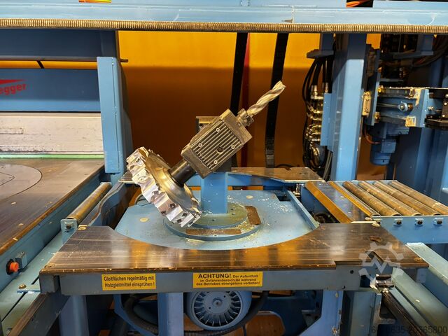 Επιπλοποιία Hundegger K2 450 (UF5)