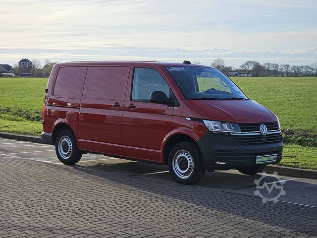 Mobil station wagon beratap tinggi VOLKSWAGEN TRANSPORTER 2.0 TDI 150 L1H1 AUT.