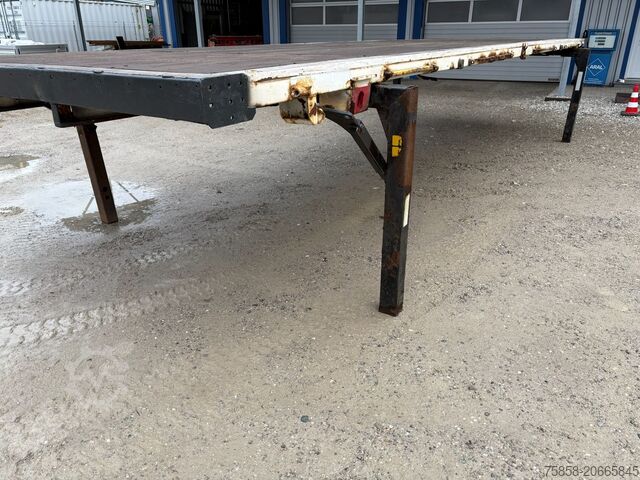 Wechselpritsche offen Krone 7,82m Baustoff Brücken Zurringe Kranbar