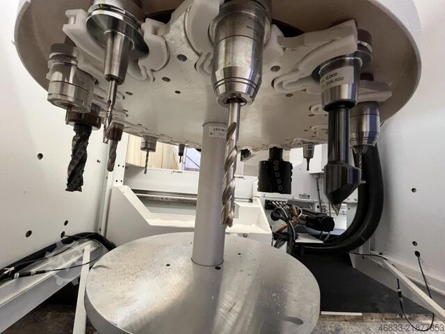5-Achs CNC Bearbeitungszentrum Homag CENTATEQ P-110