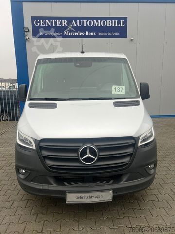 Skåpbil MERCEDES-BENZ Sprinter 314 AUTOMATIK NAVI TOTWINKEL KAMERA LED