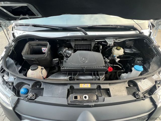 Skåpbil MERCEDES-BENZ Sprinter 314 AUTOMATIK NAVI TOTWINKEL KAMERA LED