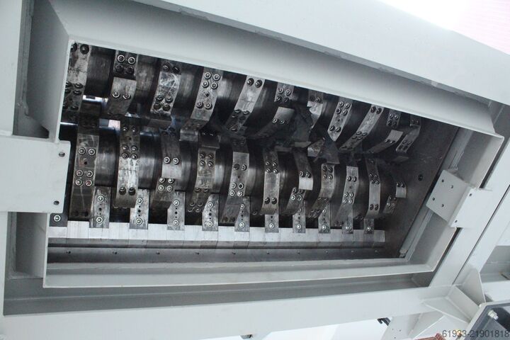 เครื่องย่อยแบบสองเพลา Genox X1600
