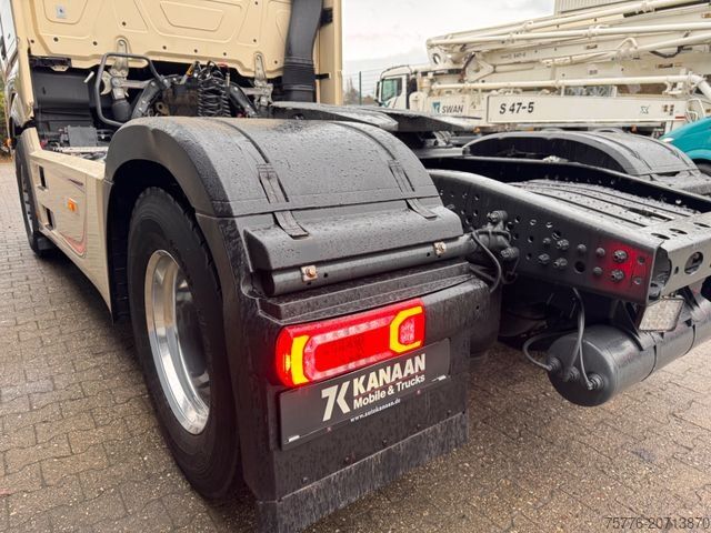 Standard tractor unit MERCEDES-BENZ 1848 LS Actros 5 GigaSpace Blatt/Luft