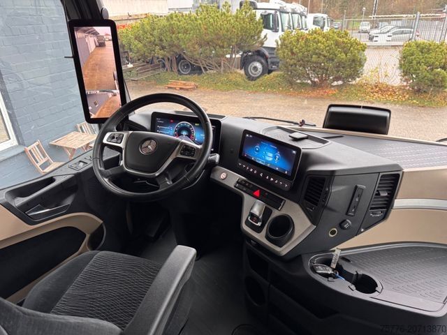 Standard tractor unit MERCEDES-BENZ 1848 LS Actros 5 GigaSpace Blatt/Luft