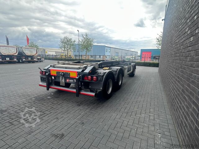Transportasi kontainer Kempf PA 27