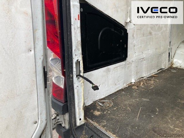 Pallbíll IVECO 70C18 Kastenwagen