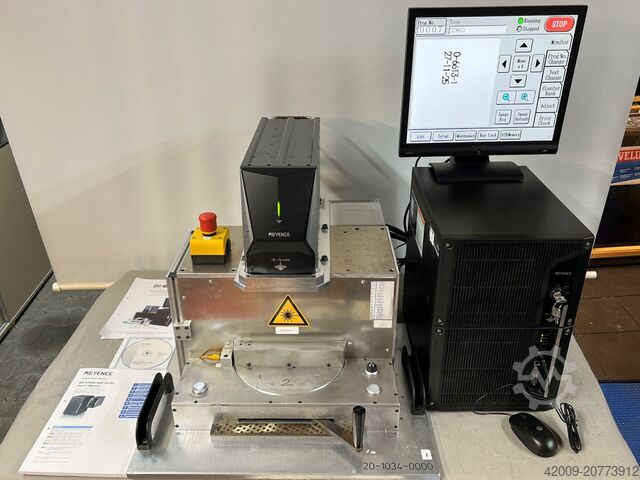 Маркувальний лазер Keyence MD-X1500 C