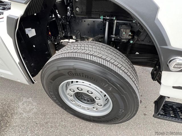 Standardni tegljač MAN TGS 33.510 BB 6x4 FG/RS 3,30m/59 to./NA/AHK/Neu