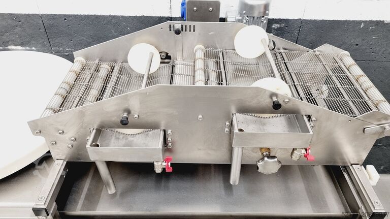 Máquina de fabricação de rolos Lippelt Rumo