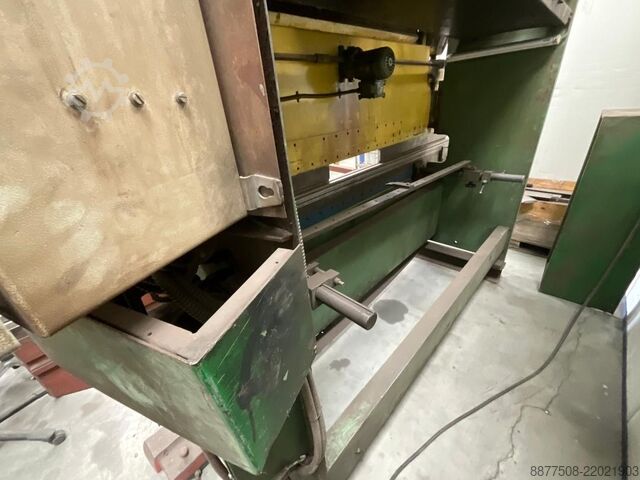 Hydraulic guillotine shear BRONSWERK BFH 50/3100
