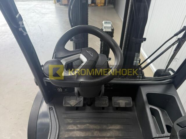 Forklift Linde H 35 D-02