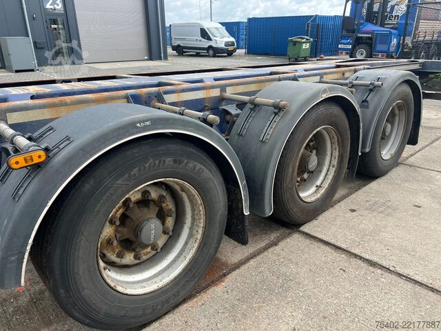  D-TEC VCC 45 FT Container Chassis / 3800 KG!
