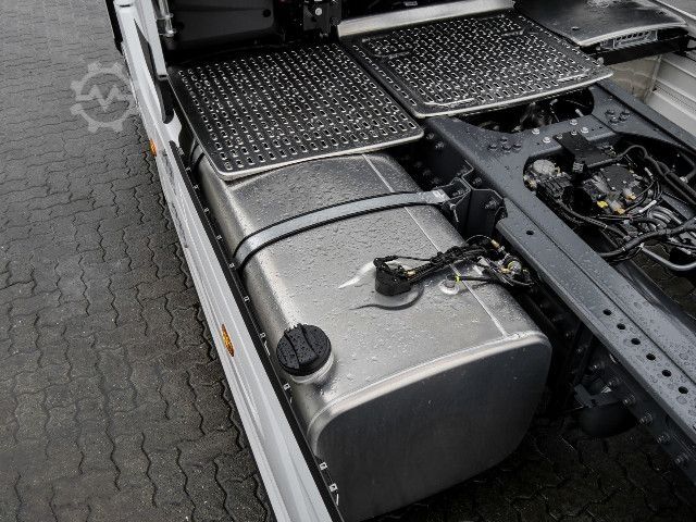 หัวลากมาตรฐาน DAF XG 480 FT, MX-Motorbremse, Standklima,