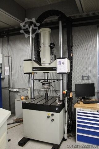 Servo-hydraulisk dynamisk prøvemaskin 8802 Instron 2527-113 / 104999