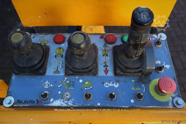 Telescopic boom lift Haulotte H14TX As-Is, Diesel, 4x4 Drive, 14m Working Height