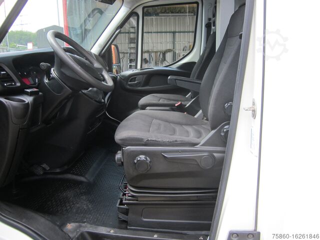 Transportieris ar koferi Iveco 70 C 21 Koffer LBW Automatik Klima