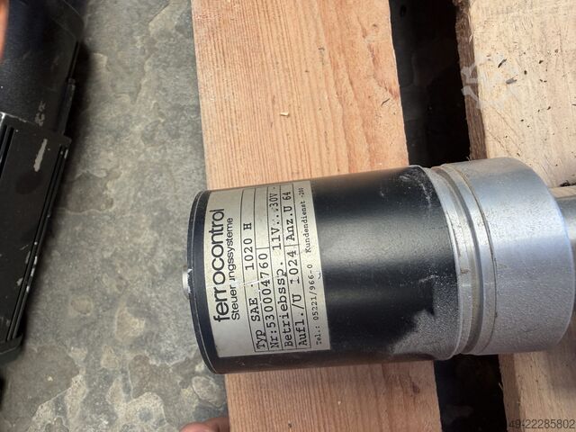 Motore elettrico INDRAMAT MAC041A-0-1S-4-E/050-A-0/W1668LV