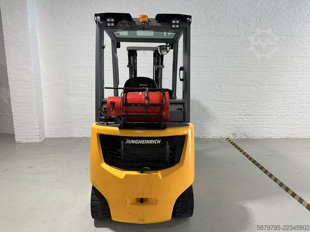 Chariot élévateur Jungheinrich TFG 320s