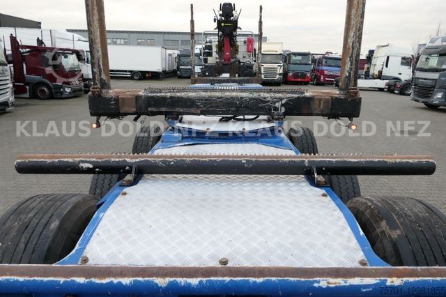 Kamion për transport druri MAN TGS 33.500 Holztransport Kran Langholznachläufer