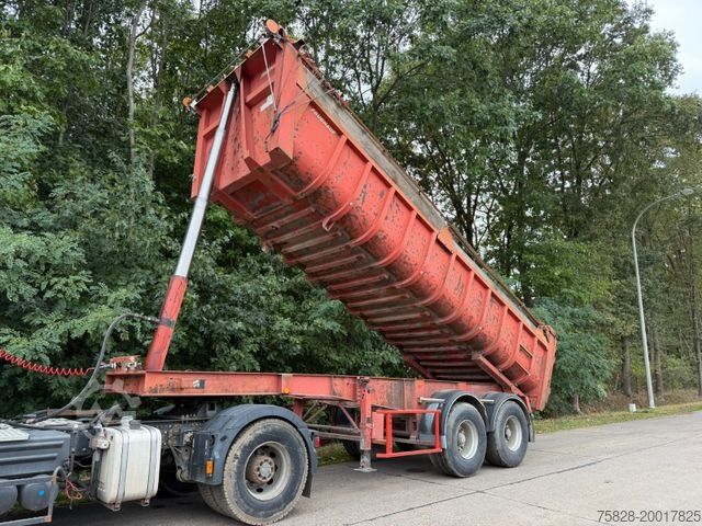 Semirimorchio ribaltabile FRUEHAUF Steel Tipper / STEEL suspension