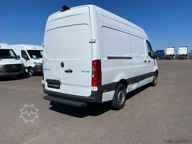 Furgon panel MERCEDES-BENZ Sprinter 317 CDI KA/L2H2/3665/MBUX/AUTOMATIK/KAM