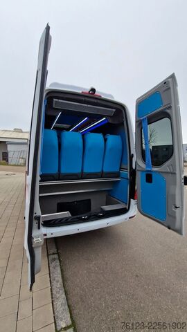 Minibus MERCEDES-BENZ 517 Sprinter Mitteltüre Lord Comfort 22 S Travel