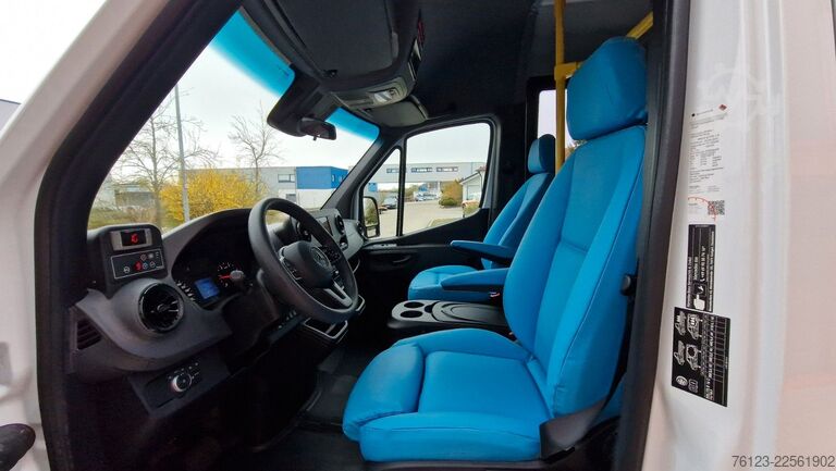 Minibus MERCEDES-BENZ 517 Sprinter Mitteltüre Lord Comfort 22 S Travel