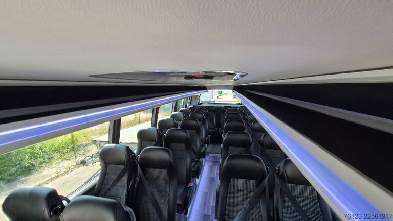 Minibüs IVECO 2x Daily 70 Lagerfahrzeug Ferqui Sunrise 2,5 m B