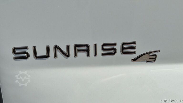 Minibüs IVECO 2x Daily 70 Lagerfahrzeug Ferqui Sunrise 2,5 m B