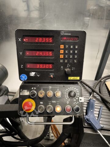 Universal-Werkzeugfräsmaschine Deckel FP 2 Aktiv Digital