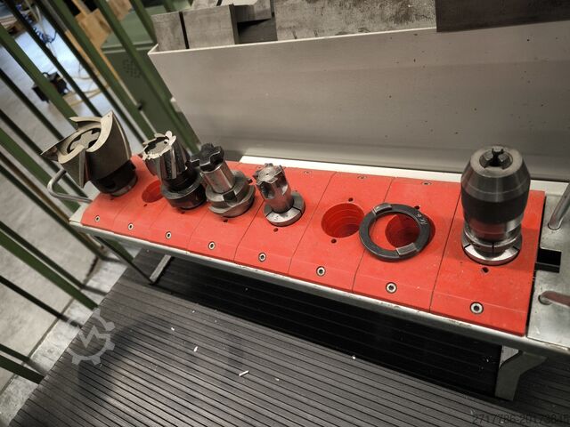 Universal-Werkzeugfräsmaschine Deckel FP 2 Aktiv Digital