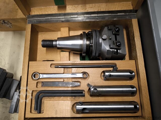 Universal-Werkzeugfräsmaschine Deckel FP 2 Aktiv Digital