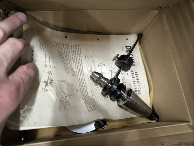 Universal-Werkzeugfräsmaschine Deckel FP 2 Aktiv Digital