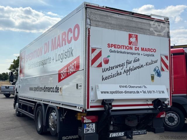 Camión de bebidas SCANIA P 320 / LBW / 2x AHK / LENKACHSE / 18 PAL