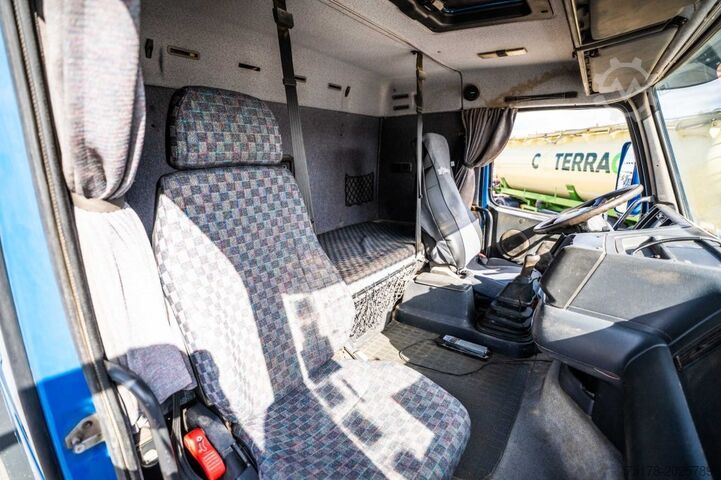 Plataforma de carga VOLVO FH 340 - HMF 2420 K6 (2012)
