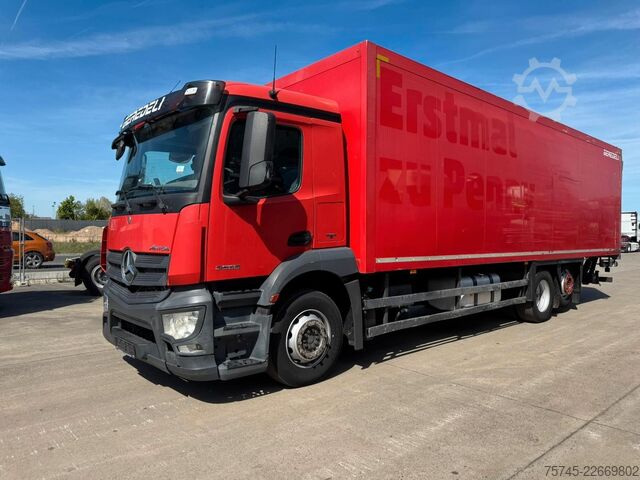 Rashladni kamion MERCEDES-BENZ ANTOS 2536 KÜHLKOFFER / LBW / CARRIER / 9,00M /