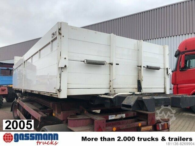 LKW mit Pritsche (offen) Wechselbrücke mit Kranvorrichtung