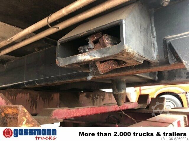 LKW mit Pritsche (offen) Wechselbrücke mit Kranvorrichtung