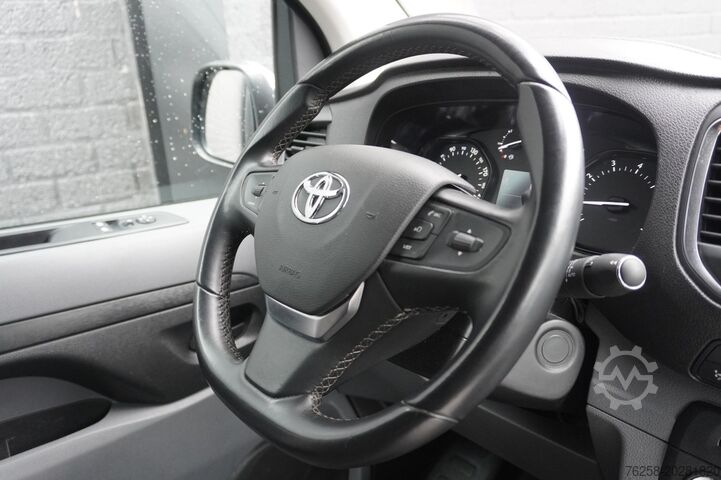 Kassabíll Toyota PROACE Worker 2.0 D-4D 177PK L2 - EURO 6 - Airc...