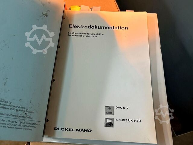 ศูนย์เครื่องจักรกลแนวตั้ง DECKEL MAHO DMC 63 V