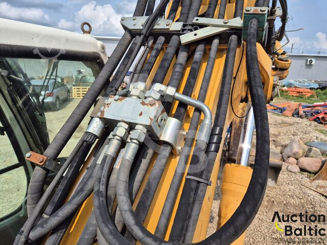 Máy xúc bánh lốp Liebherr A 316 Litronic