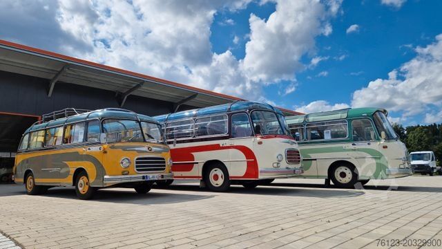Miniautocarro VOLKSWAGEN 3 x MAN TGE Lagerfahrzeug baugleich Crafter