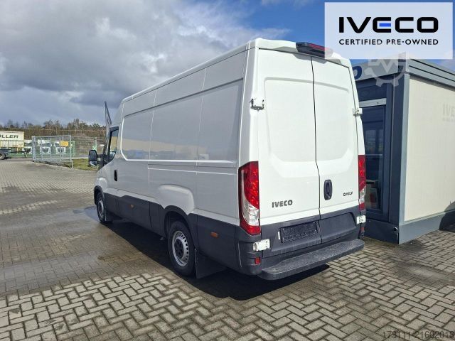 Furgonçë e lartë IVECO Daily 35S16V RS 3520L / Klima / Bluetooth