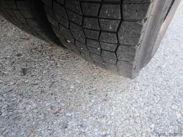 Ladbil med udskifteligt lad MAN TGX 26.440 6x2-2 LL, LBW, EEV, TÜV 09/2026