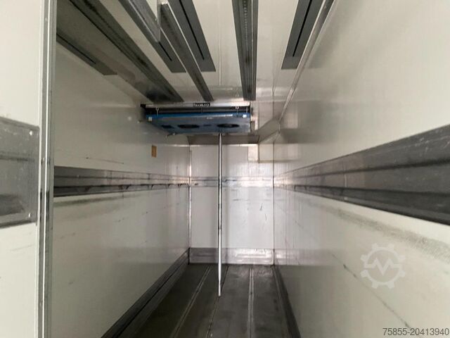 Refrigerated/freezer transport Volvo FM 330 Fridge / Frigoblock / 9.85 M Loading Spa...