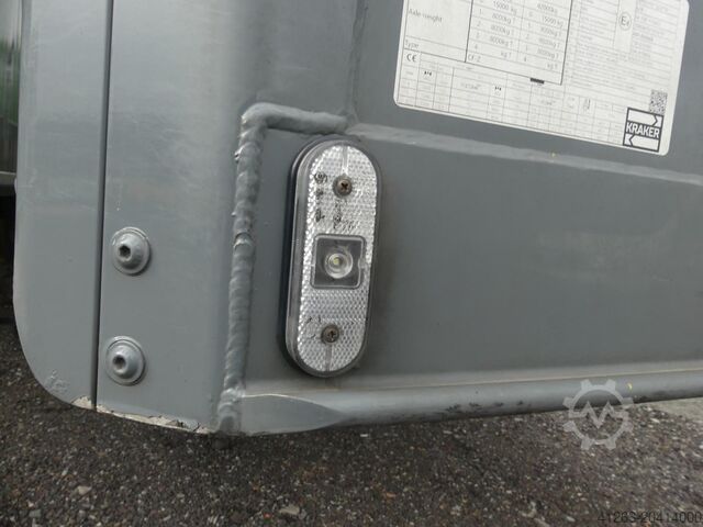 Gjysem rimorkio me dysheme ne kembe Kraker 200 ZL CF-Z