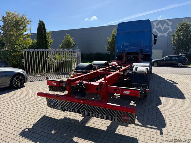 Шасі вантажівки SCANIA R520 6X2*4 Fahrgestell V8/LENKACHSE/Retrader/Alu